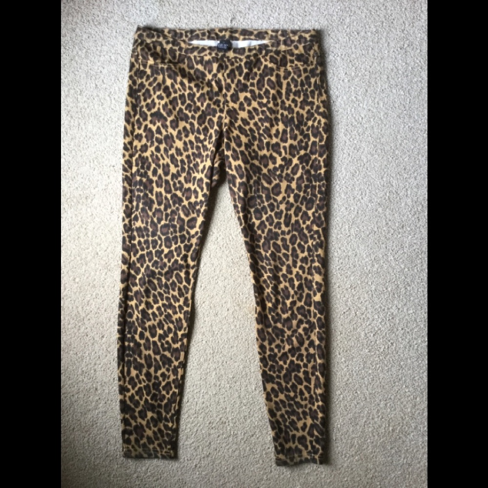HUE Leopard Print Leggings Lk New size L
